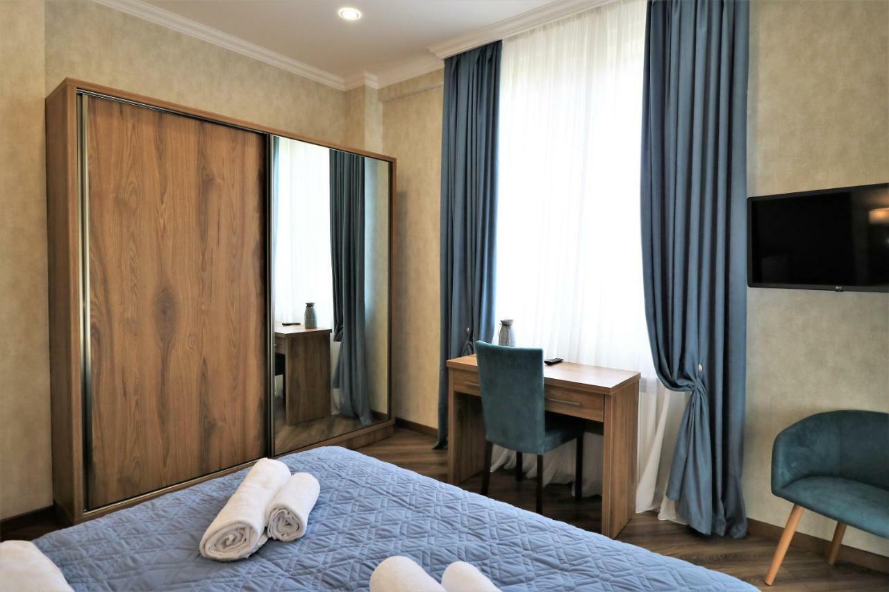 Luxury Aparthotel 5Rooms In Tbilisi Center Экстерьер фото