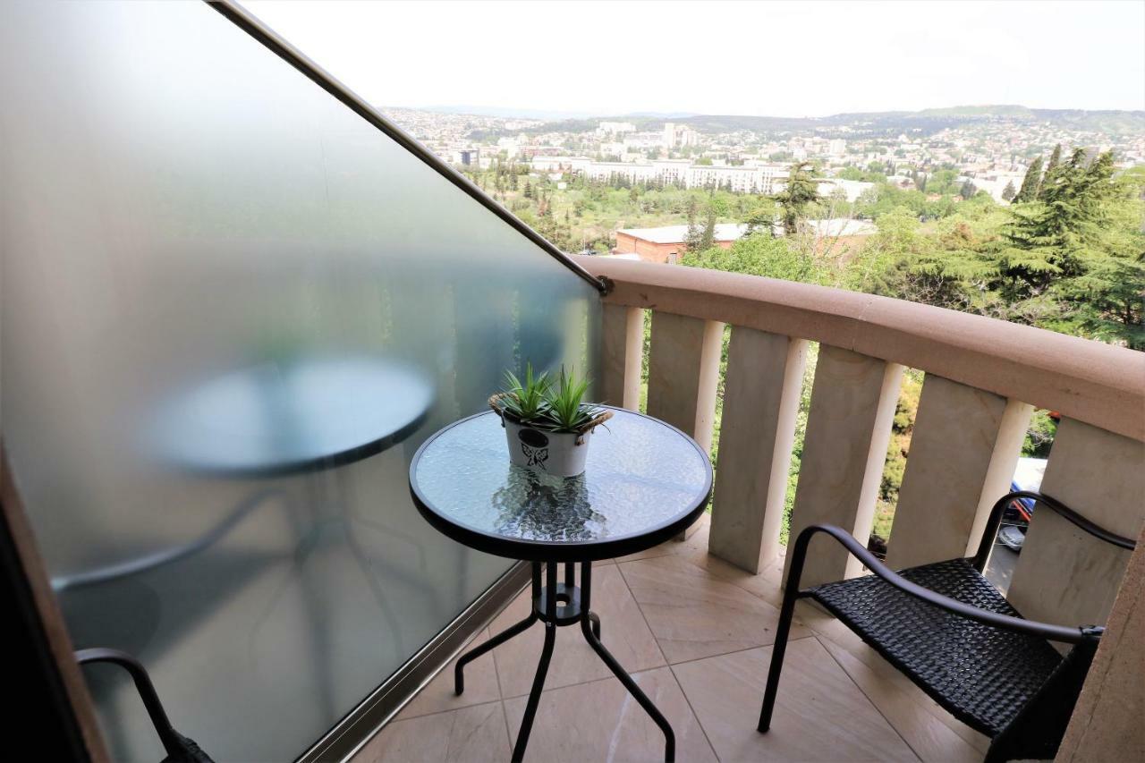 Luxury Aparthotel 5Rooms In Tbilisi Center Экстерьер фото